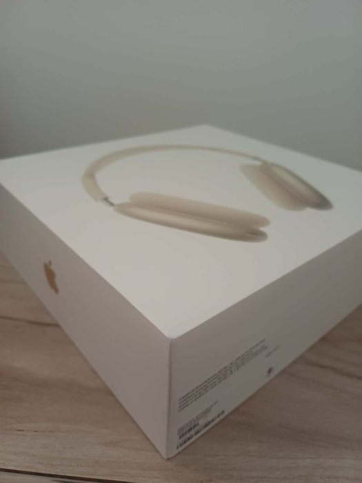 Airpods Max  starlight