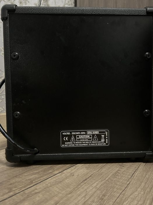 Комбоусилитель для электро гитары