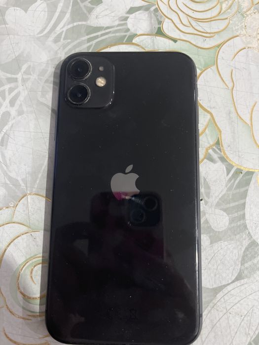 iphone 11 б/у в отличном состояний