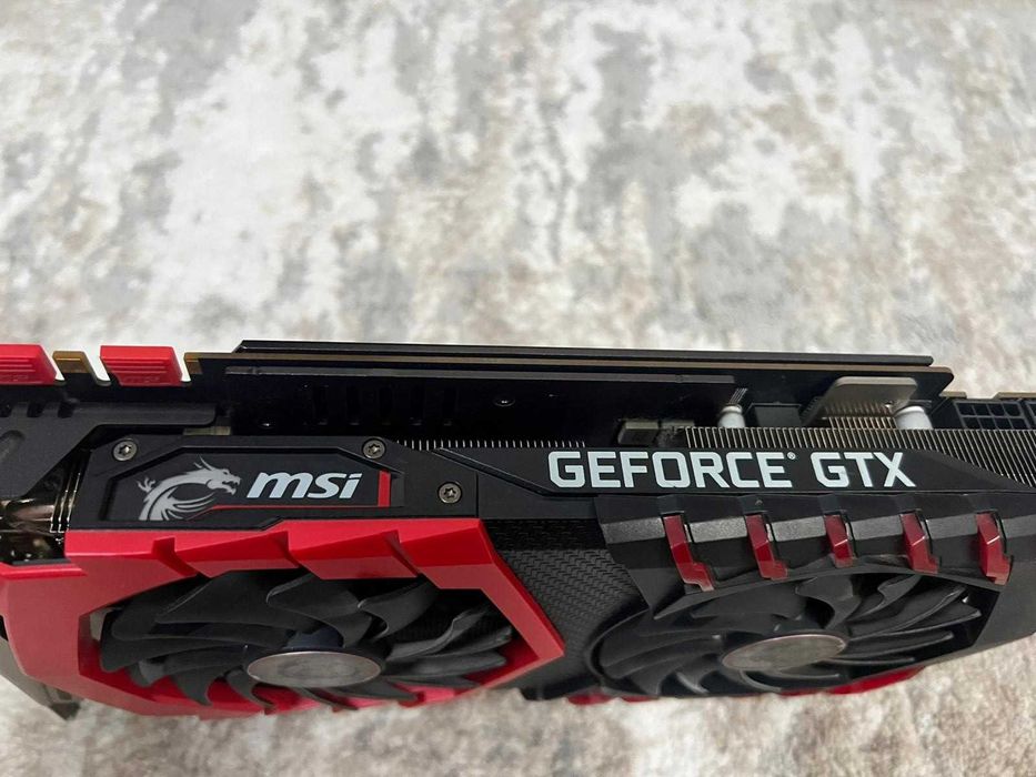 Vand placa video MSI GeForce GTX 1080 Ti  X 11GB / 352-Bit