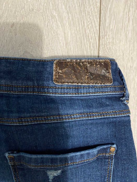 Дънки M&S indigo- С кръпки