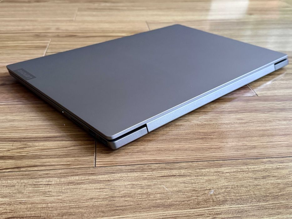 15.6 Lenovo s540`Core i5-8265U/Nvidia MX250/12GB RAM/256GB SSD/Full HD IPS/Бат 7ч