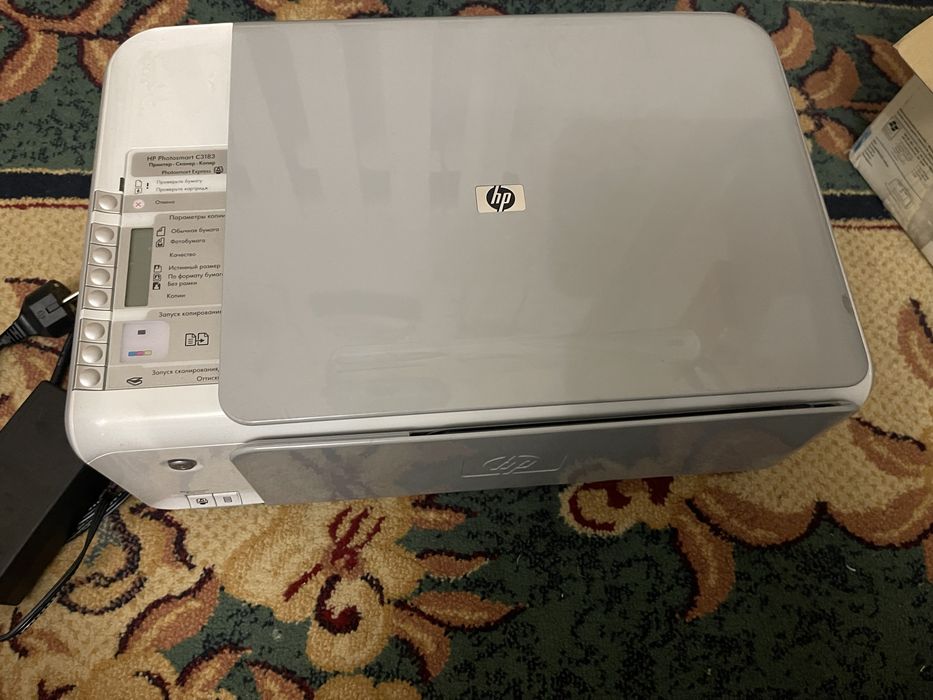 Срочно продаю Принтер Hp ,работает,не пользавались