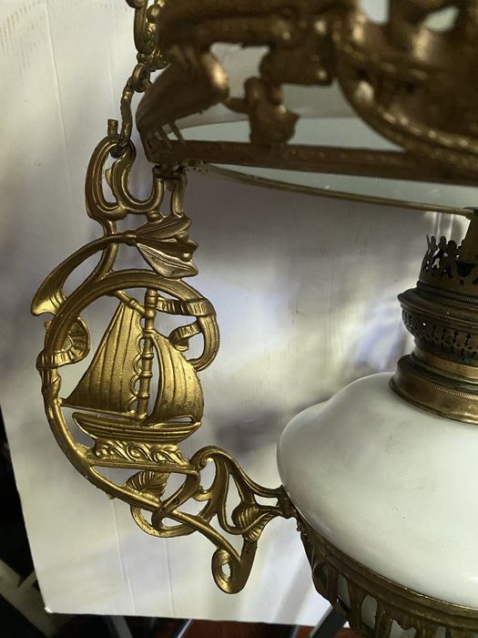 Lampa cu petrol si contragreutate 1910