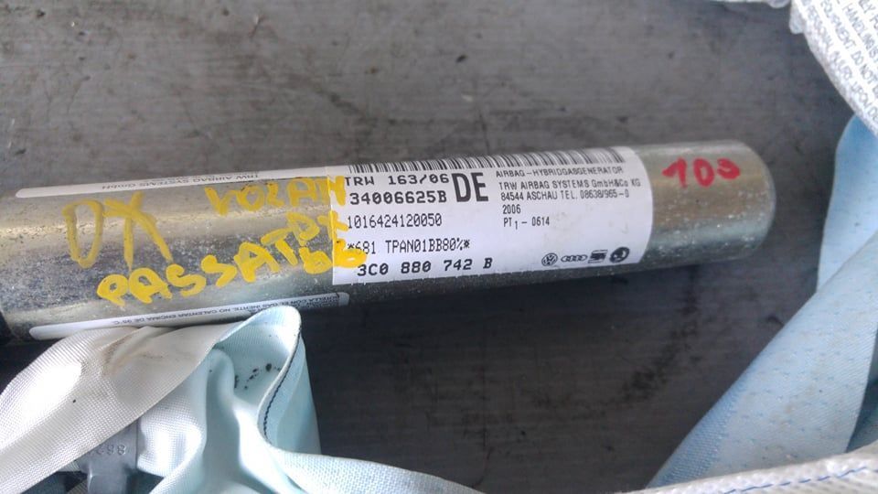 airbag cortina dreapta vw passat b6 3c0880742b