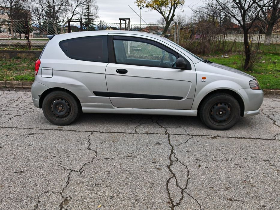 Шарволет Карлос 1.2 бензин газ 2005 година