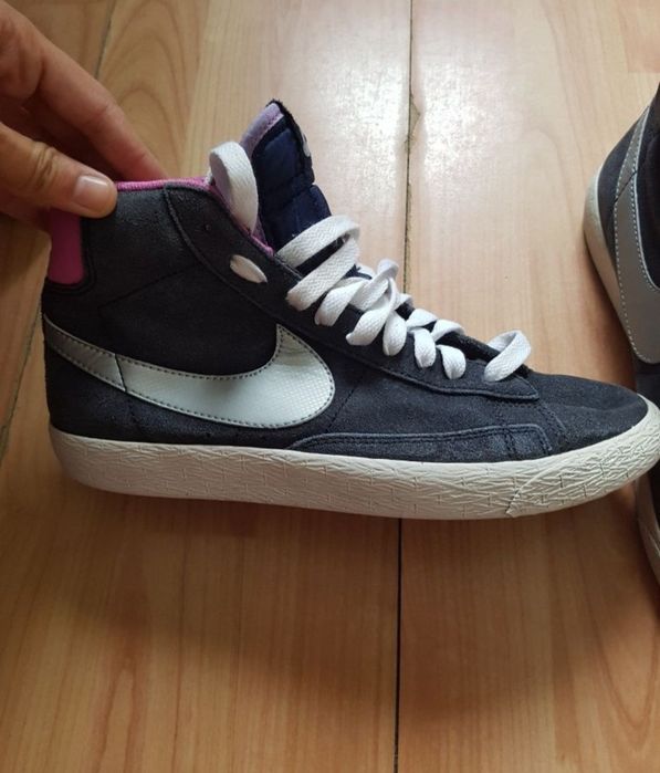 Adidasi Nike marime 38,5
