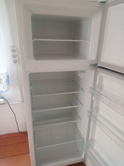 Продам холодильник в отличном состоянии