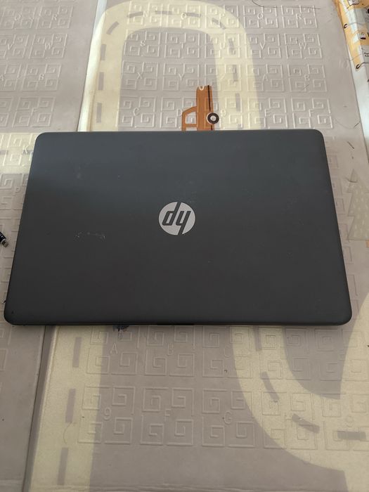 Продам ноутбук в хорошем состояние