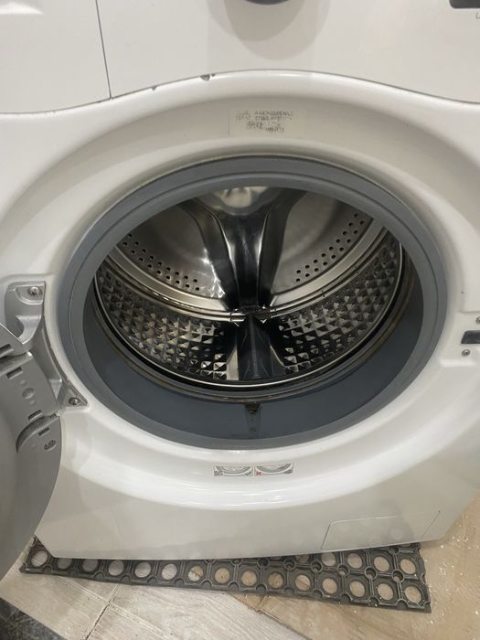 Продам стиральную машинку Самсунг.Стиральная машина