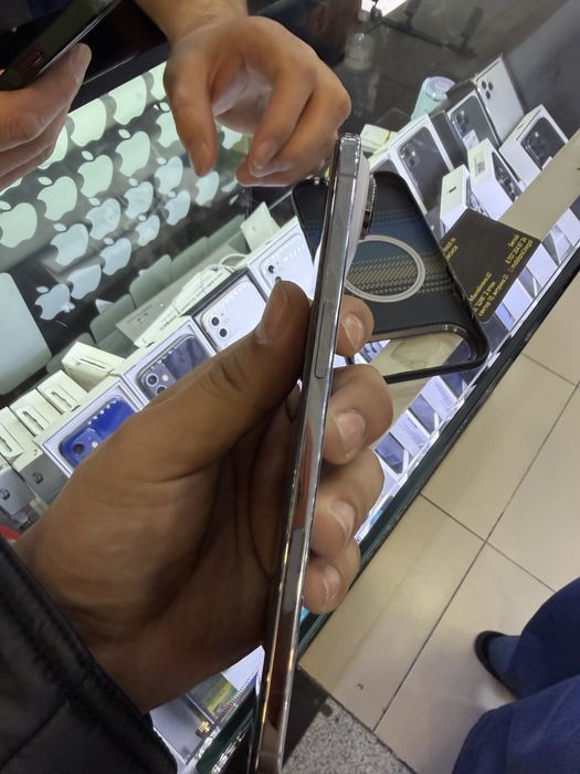 iphone 17 air продам