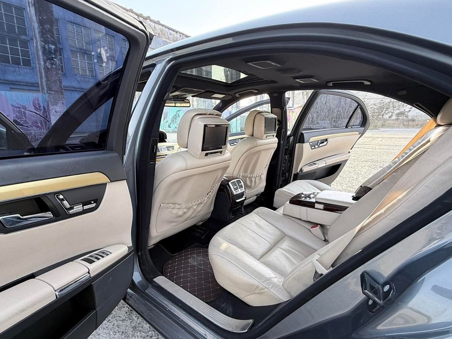 Mercedes Benz S320 2008