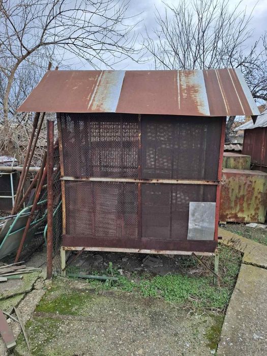 Кокошарник , гълъбарник,  клетка за птици