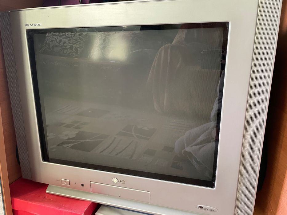 Телевизор LG Flatron