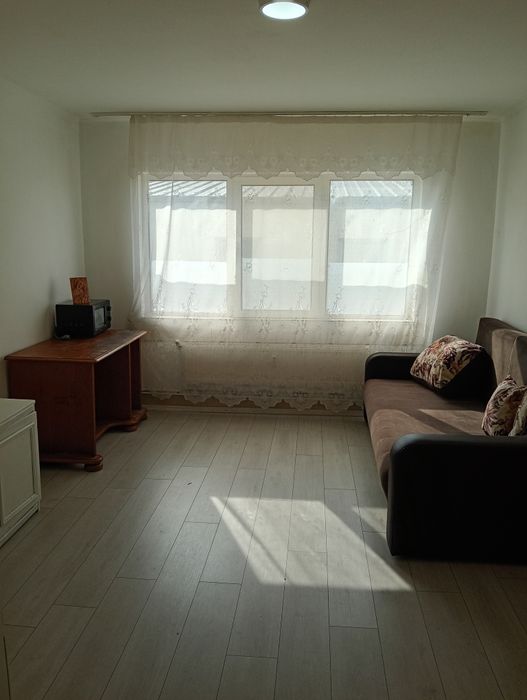 Garsoniera Pitesti etaj 1