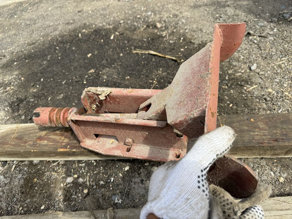 Колесный упор (башмак)