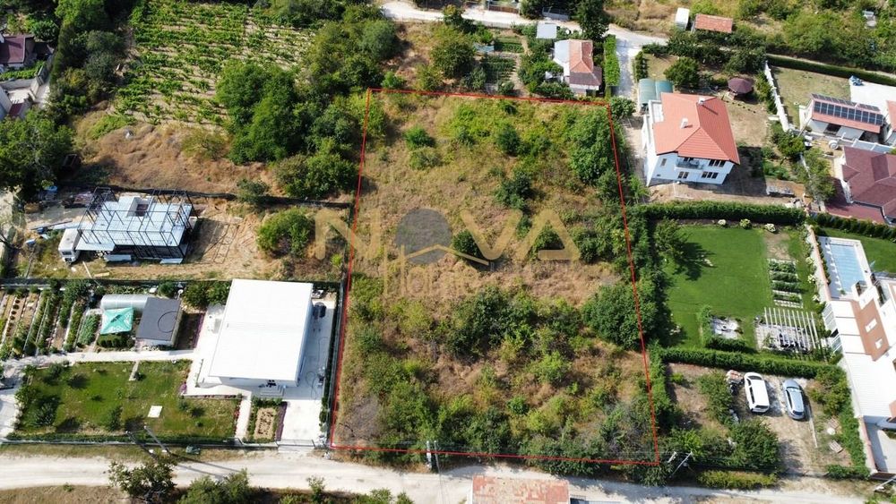 Продава се Парцел в Варна, м-т Зеленика - 2100 кв.м за 54 €/кв.м - Снимка #1