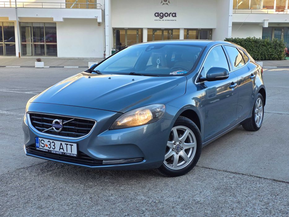 Volvo V40 2014 1.6D 115 CP euro 5 / RATE / LIVRARE