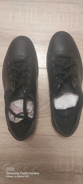 Pantofi  nr 40 din piele