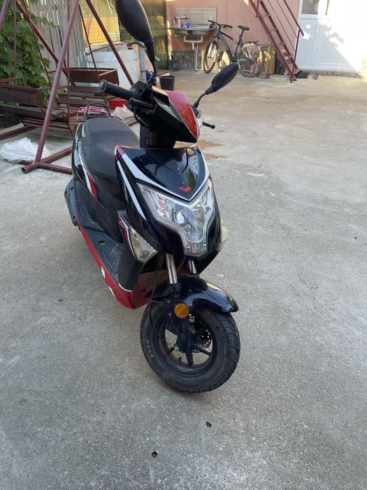 Vand scuter lexmoto