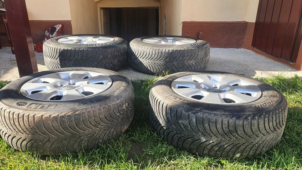 Set jante aliaj cu cauciucuri de iarnă MICHELIN*Audi A6 225/60 R16