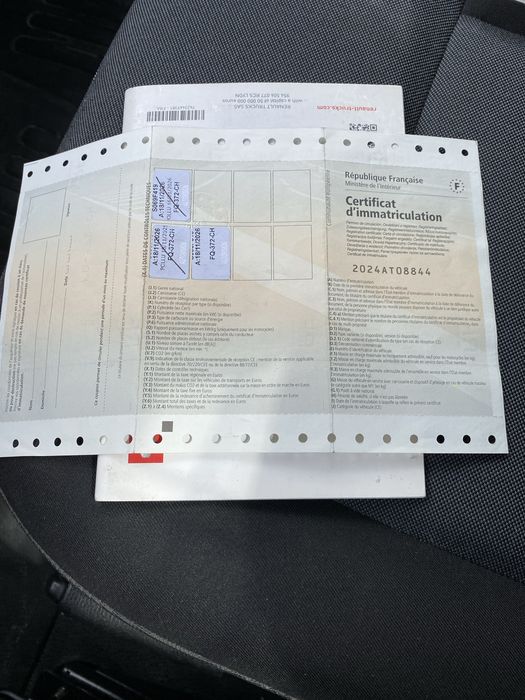 Autoutilitara basculabila,acte la zi,unic proprietar, masina in stare perfecta de functionare. Toate schimburile la zi.