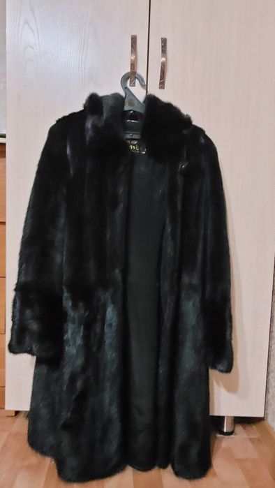 Продам норковую шубу