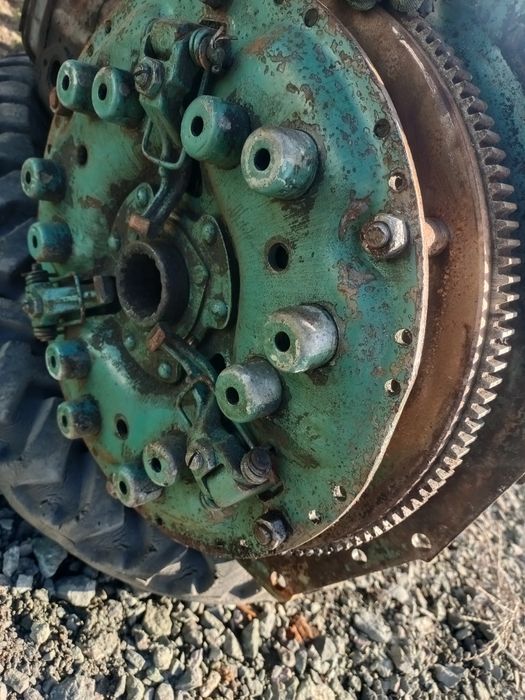 Мтз80  двигатель