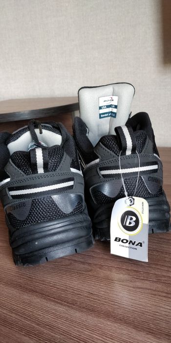 Кроссовки Bona, 44-й размер