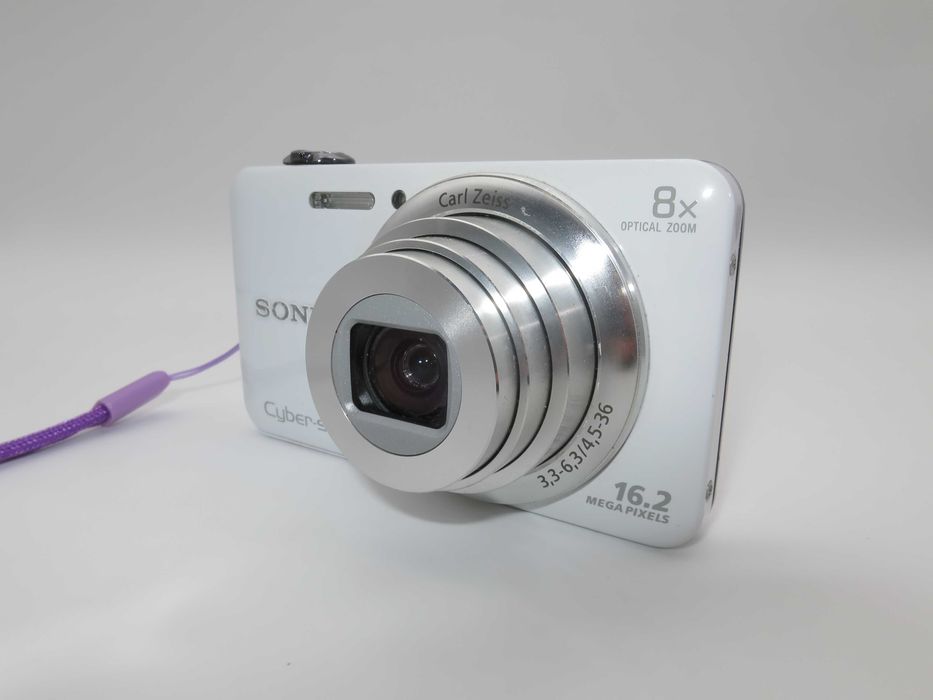 Sony Cyber-Shot WX80 ултра компактен цифров фотоапарат, дигитална камера в елегантен бял цвят, FULL-HD, 16MP, 8х оптичен зум, снима и работи отлично!