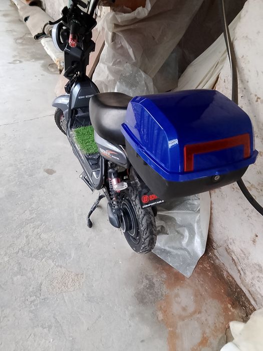 Скутер сотилади срочно