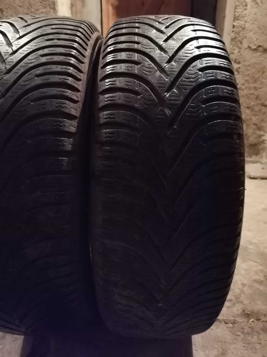 Продавам 2 броя зимни гуми 185.65.15 дот 2023 Kleber