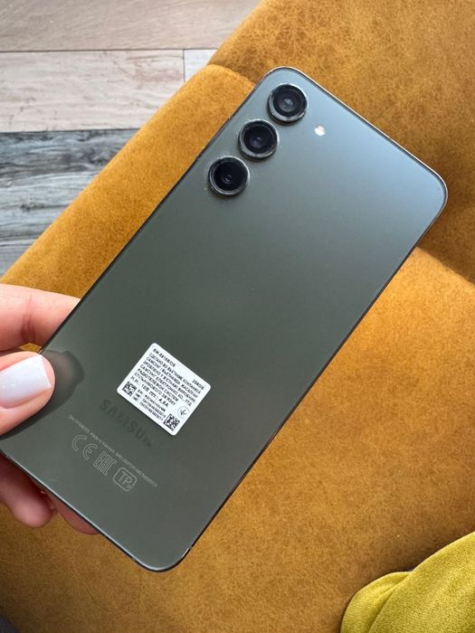 Самсунг в одних руках с момента покупки