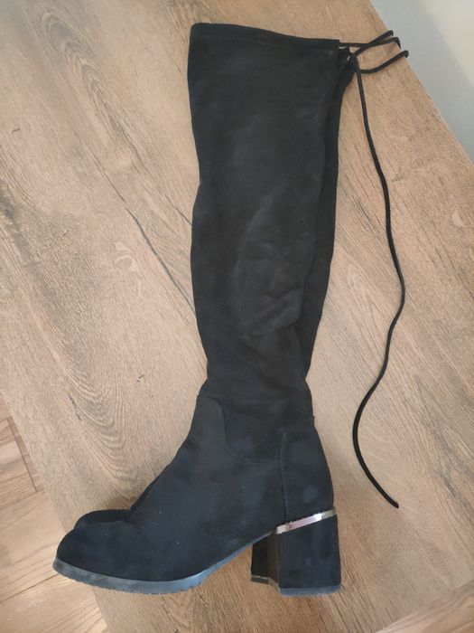 Велурени ботуши чизми