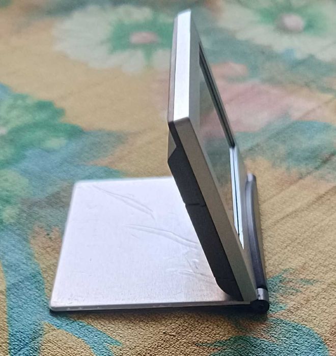 Мултифункционален часовник с термометър, будилник, дата, аларма. Нов.