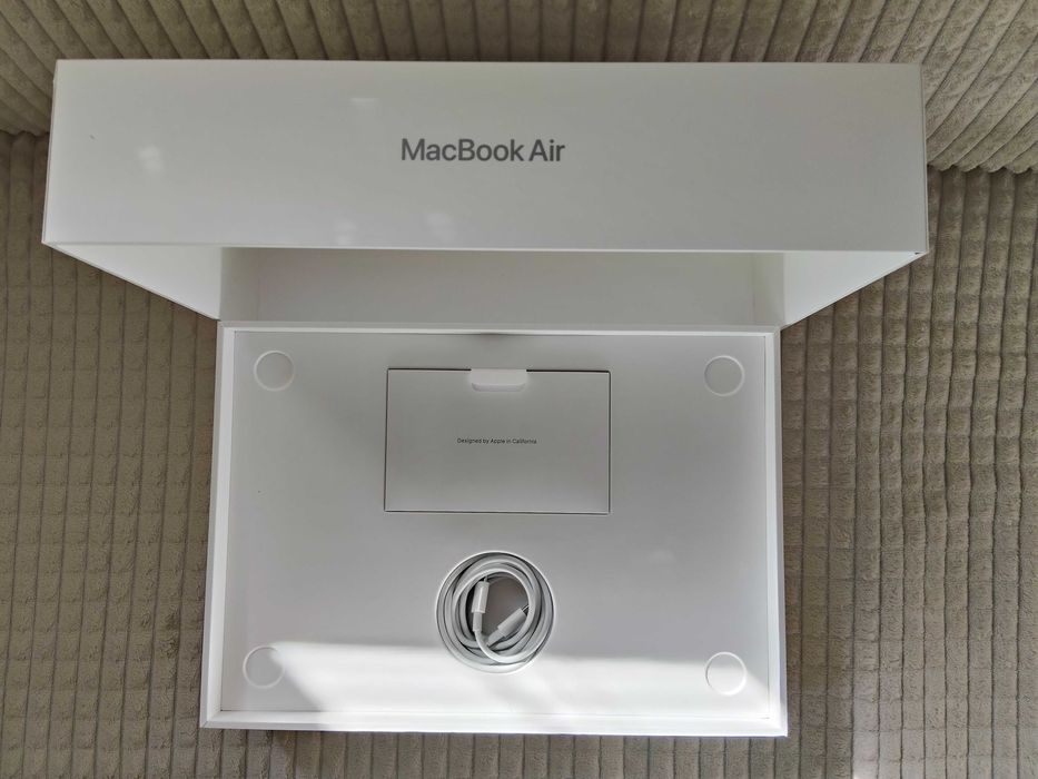 Apple MacBook Air 13"