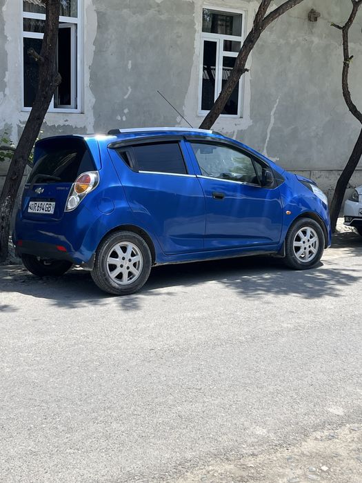 2012 spark srochniy sotiladi