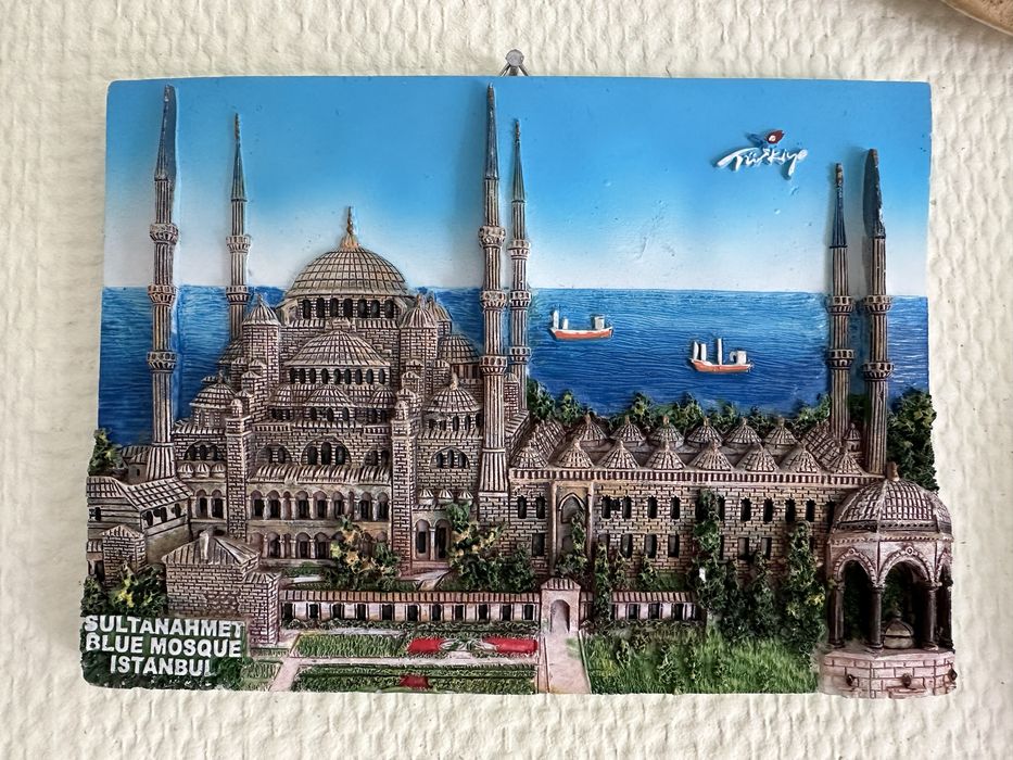 Сувенирная тарелка