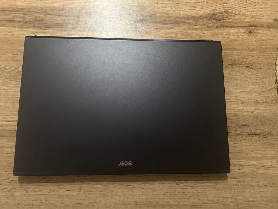 Геймърски Acer Aspire 7 (RTX 3050 / i5-12450H / 1TB SSD)