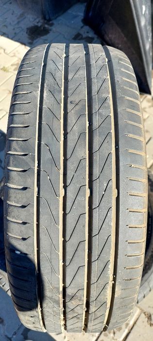 Vând anvelope Continental Ultracontact