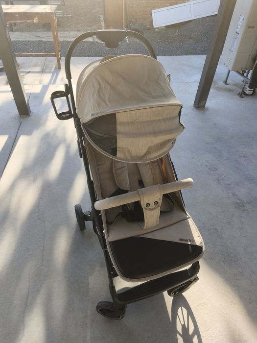 Лятна количка chipolino kiss .