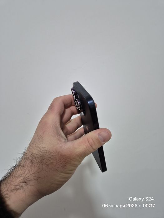 IPhone 15 pro 256 gb