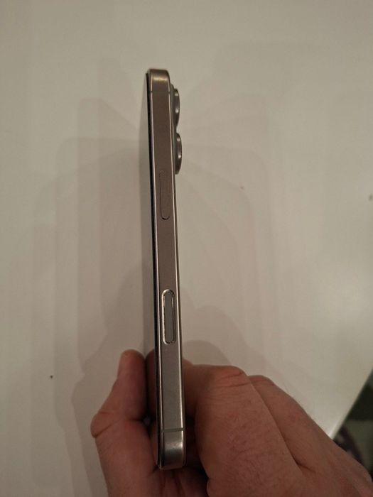 iPhone 16 pro -128GB