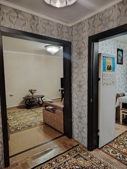 Продам 3-х квартиру 2 "кирпич" 69 кв.м 1/2 ул.Янушкевича д.80