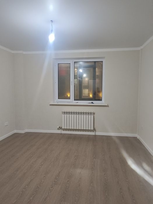 Поклейка обоев  любой сложности