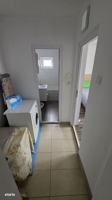 Vand ap cu 3 camere zona Posta 4 ( str. Borcea )