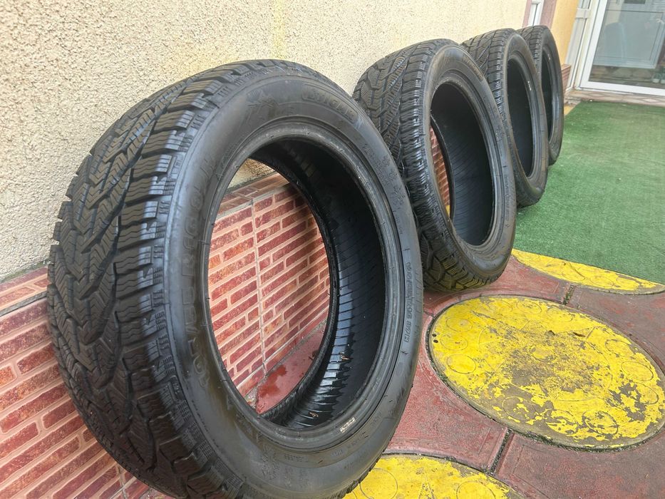 Anvelope  Stare  Noua   .  4   B UC . 195/ 55/ R16 / M + S  Noi