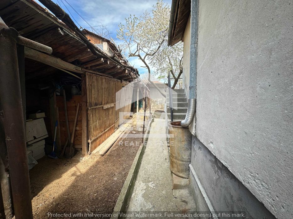 Продава се Къща в с. Божичен, Област Русе - 128 кв.м за 594 €/кв.м - Снимка #7