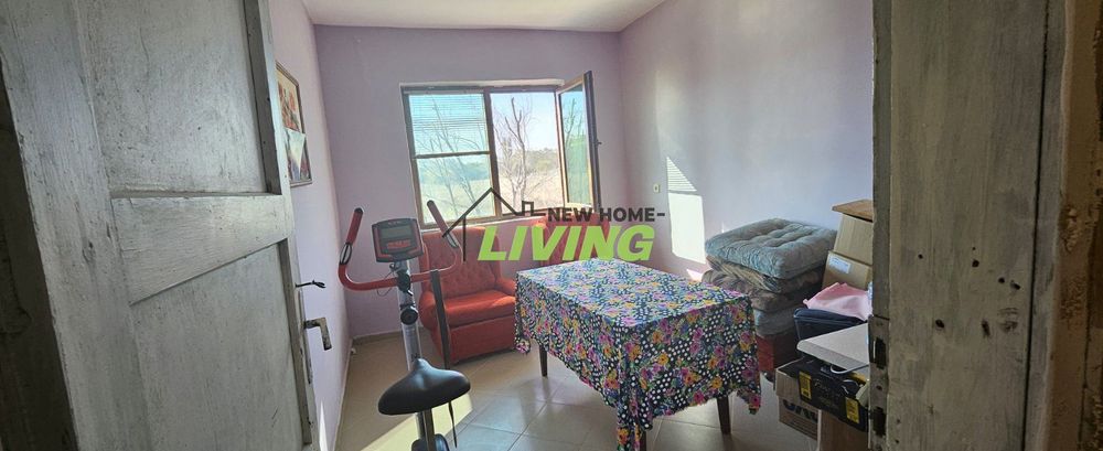 Къща в Пловдив, област-с.Златовръх площ 68 цена 105300