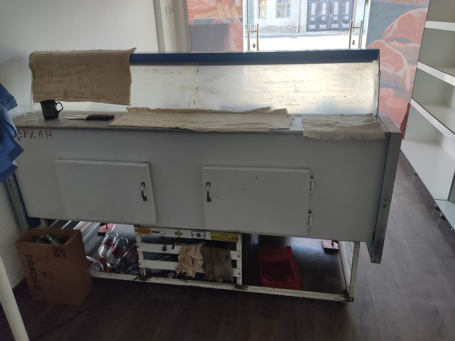 Холодильник витрина АЗН